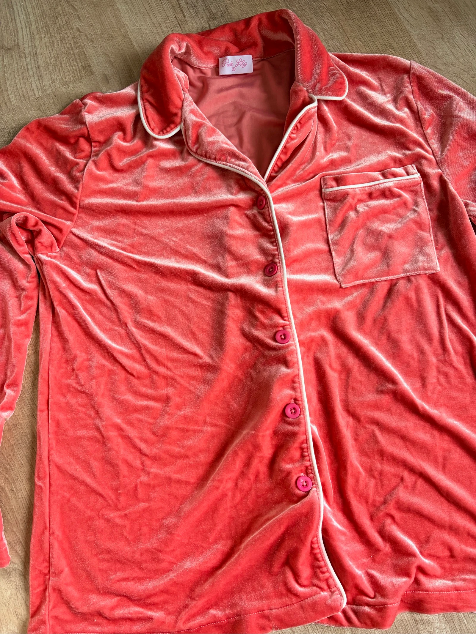 Blusa de pijama / homewear Pink Lily – cetim coral – tamanho P – photo 4